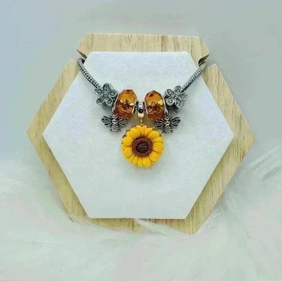 Sunflower & Bee Charms Bracelet - Picture 1 of 5